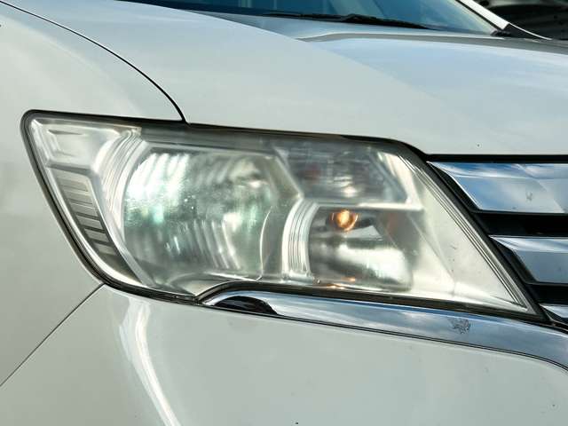 日産 セレナ ２．０ ハイウェイスター Ｓ－ＨＹＢＲＩＤ H25年 (九州・沖縄) 99