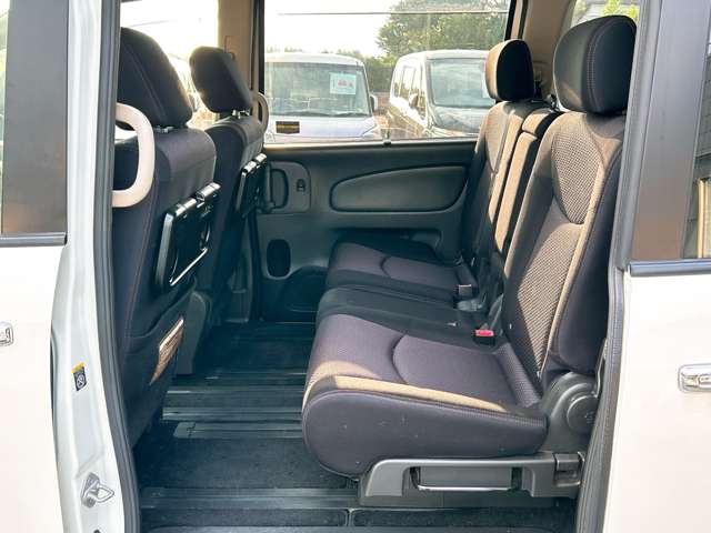 日産 セレナ ２．０ ハイウェイスター Ｓ－ＨＹＢＲＩＤ H25年 (九州・沖縄) 99