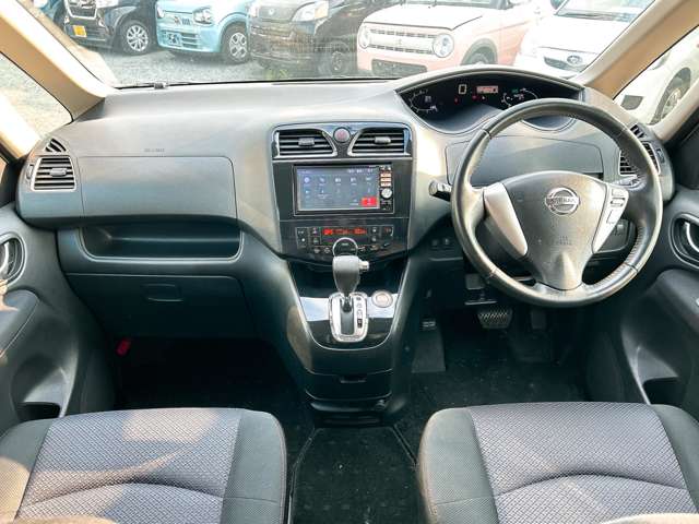 日産 セレナ ２．０ ハイウェイスター Ｓ－ＨＹＢＲＩＤ H25年 (九州・沖縄) 99
