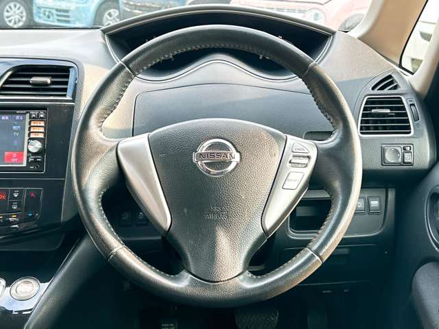 日産 セレナ ２．０ ハイウェイスター Ｓ－ＨＹＢＲＩＤ H25年 (九州・沖縄) 99