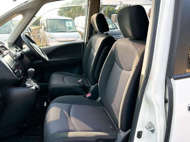 日産 セレナ ２．０ ハイウェイスター Ｓ－ＨＹＢＲＩＤ H25年 (九州・沖縄) 99