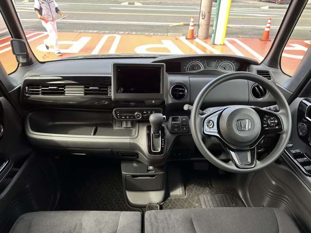 ホンダ Ｎ　ＢＯＸ カスタム ６６０ Ｌ R4年 (東海) 99