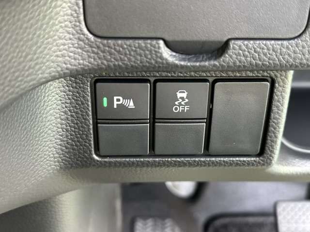 ホンダ Ｎ　ＢＯＸ カスタム ６６０ Ｌ R4年 (東海) 99