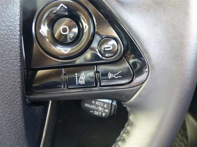 トヨタ プリウス １．８ Ｓ R4年 (東北) 99