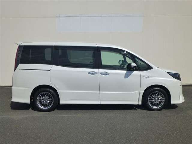トヨタ ノア １．８ ハイブリッド ＳＩ ＷＸＢ H30年 (東北) 99