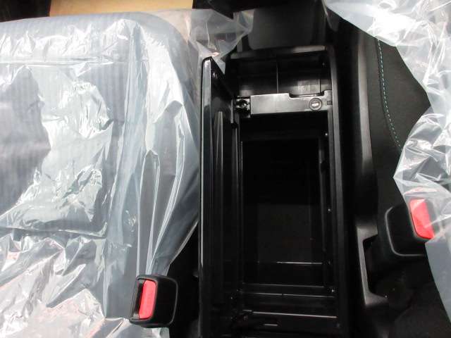 トヨタ ヴォクシー ２．０ ＺＳ 煌 H27年 (九州・沖縄) 99