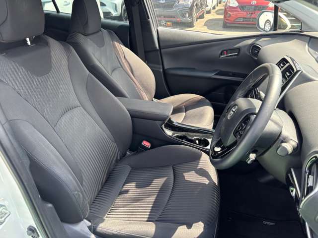 トヨタ プリウス １．８ Ａ R2年 (九州・沖縄) 99