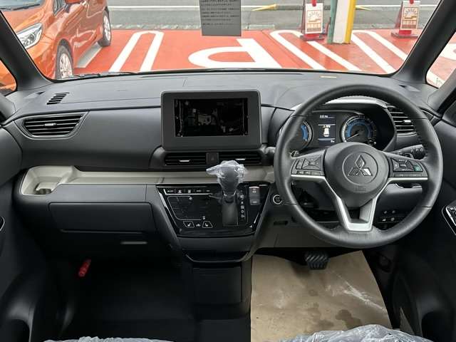 三菱 デリカ　ミニ ６６０ Ｔ プレミアム R6年 (東海) 99