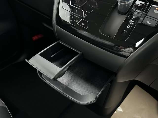 三菱 デリカ　ミニ ６６０ Ｔ プレミアム R6年 (東海) 99