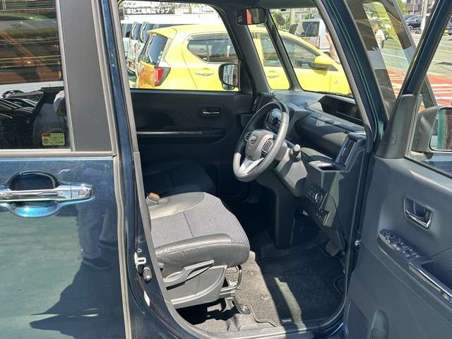 ダイハツ タント ６６０ カスタム ＲＳ R5年 (東海) 99