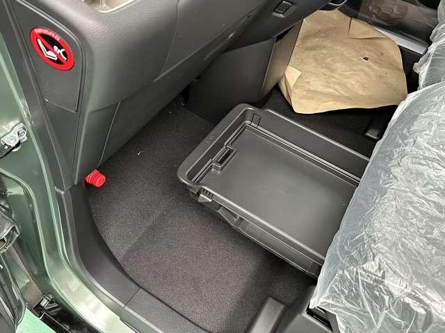 三菱 デリカ　ミニ ６６０ Ｇ プレミアム R7年 (東海) 99