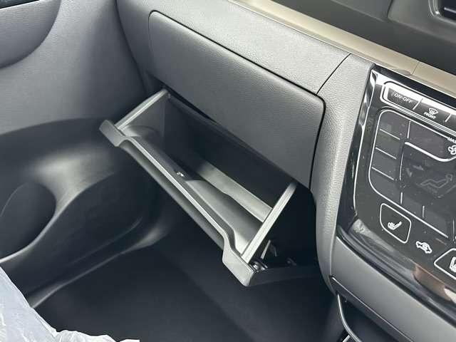 三菱 デリカ　ミニ ６６０ Ｇ プレミアム R6年 (東海) 99