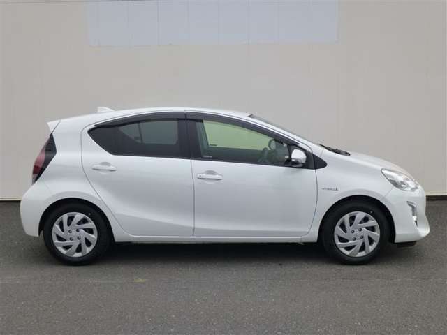 トヨタ アクア １．５ Ｓ H27年 (東北) 99