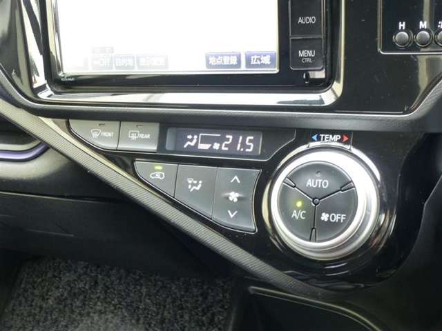 トヨタ アクア １．５ Ｓ H27年 (東北) 99