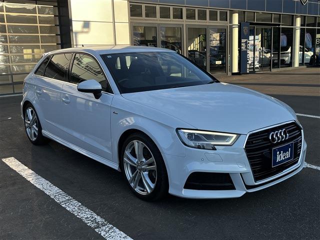 アウディ Ａ３　スポーツバック ４０ ＴＦＳＩ クワトロ スポーツ Ｓラインパッケージ ４ＷＤ R1年 (東北) 99