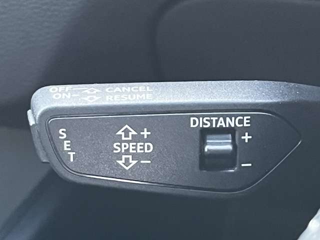 アウディ Ａ３　スポーツバック ４０ ＴＦＳＩ クワトロ スポーツ Ｓラインパッケージ ４ＷＤ R1年 (東北) 99