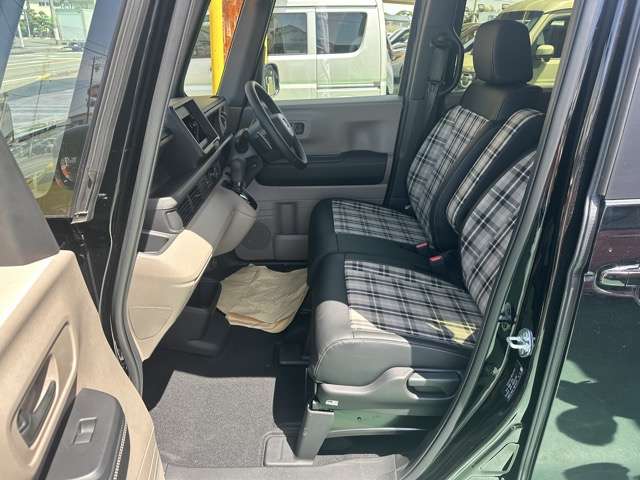 ホンダ Ｎ　ＢＯＸ ジョイ ６６０ ターボ モノトーン R6年 (東海) 99