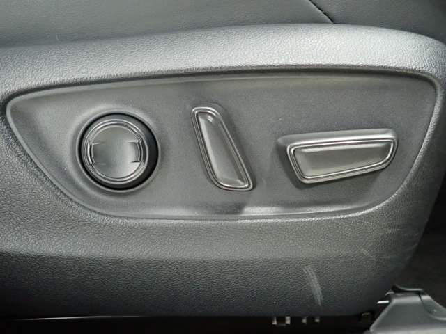 トヨタ ＲＡＶ４ ２．０ アドベンチャー オフロード パッケージＩＩ ４ＷＤ R5年 (関東) 99