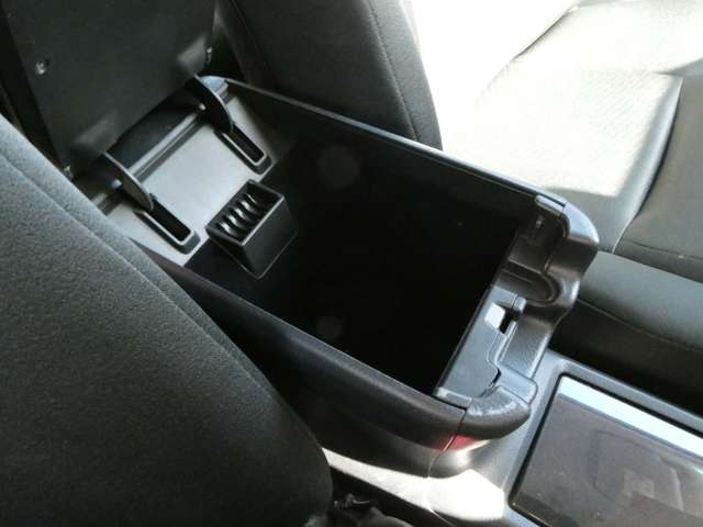 レクサス ＨＳ２５０ｈ ２５０Ｈ H22年 (関東) 99