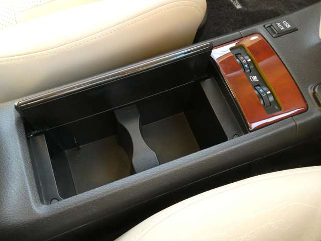 レクサス ＨＳ２５０ｈ バージョンＩ H22年 (関東) 99