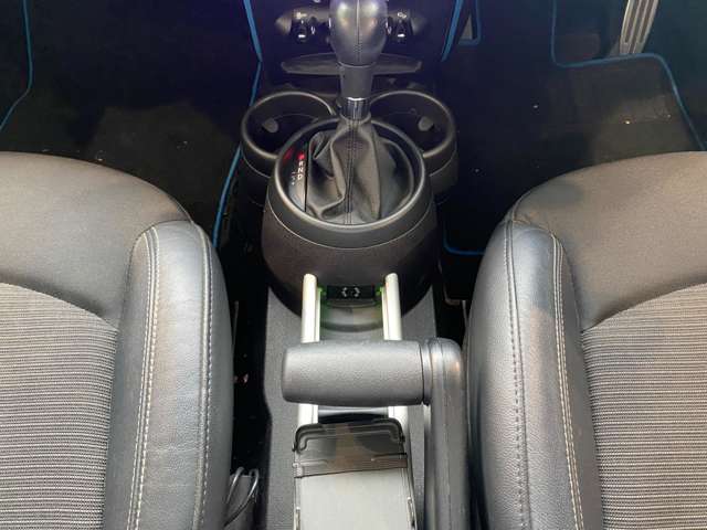 ミニ ミニクロスオーバー クーパー ＳＤ マリーン H27年 (九州・沖縄) 99