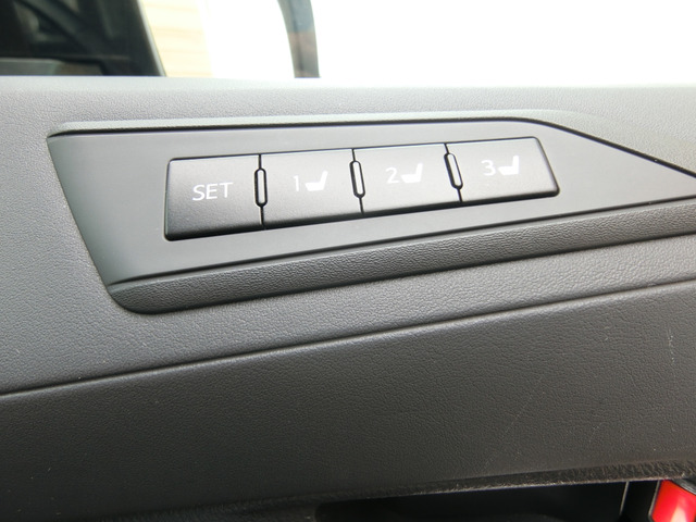 トヨタ アルファード　ハイブリッド ハイブリッド ２．５ ＳＲ Ｃパッケージ Ｅ－ＦＯＵＲ ４ＷＤ R2年 (中国) 99