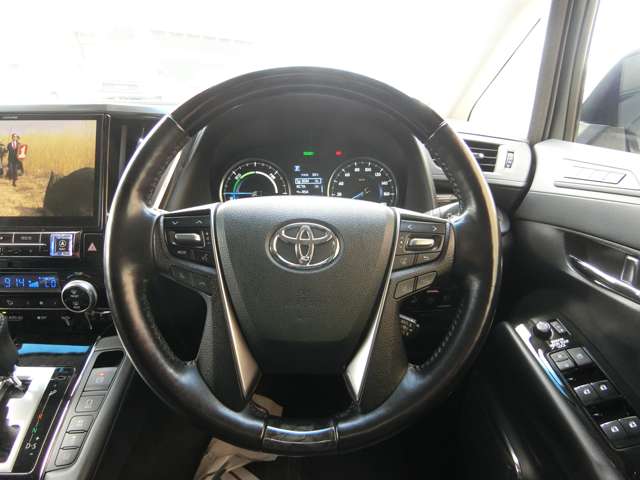 トヨタ アルファード　ハイブリッド ハイブリッド ２．５ ＳＲ Ｃパッケージ Ｅ－ＦＯＵＲ ４ＷＤ R2年 (中国) 99