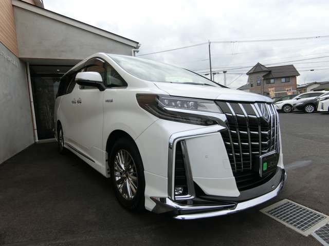 トヨタ アルファード　ハイブリッド ハイブリッド ２．５ ＳＲ Ｃパッケージ Ｅ－ＦＯＵＲ ４ＷＤ R2年 (中国) 99