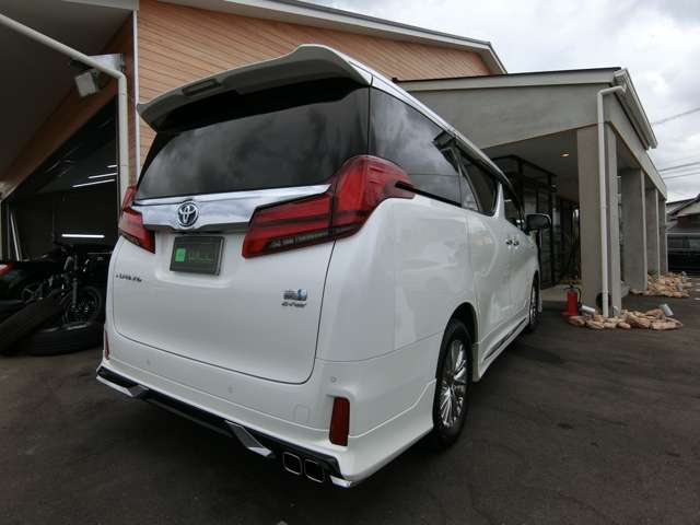トヨタ アルファード　ハイブリッド ハイブリッド ２．５ ＳＲ Ｃパッケージ Ｅ－ＦＯＵＲ ４ＷＤ R2年 (中国) 99