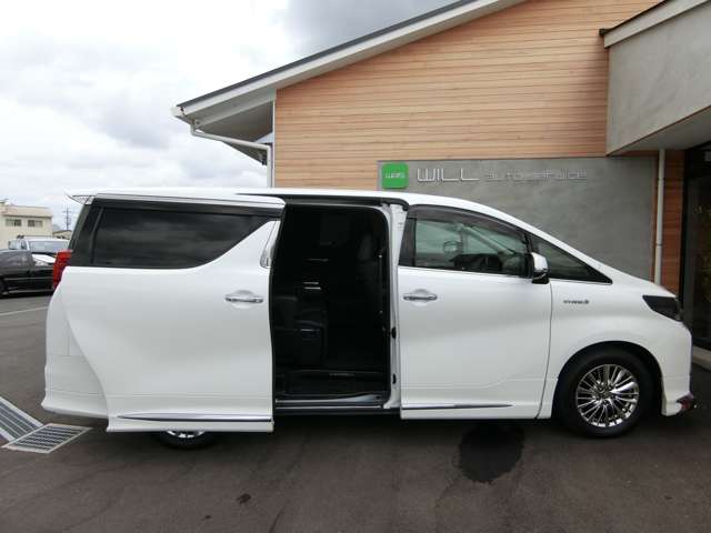 トヨタ アルファード　ハイブリッド ハイブリッド ２．５ ＳＲ Ｃパッケージ Ｅ－ＦＯＵＲ ４ＷＤ R2年 (中国) 99