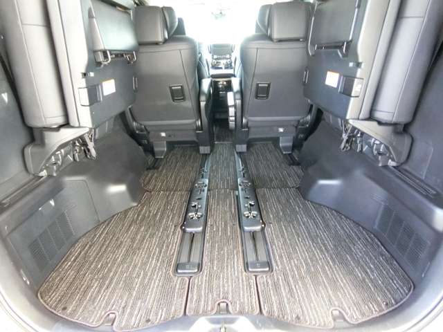 トヨタ アルファード　ハイブリッド ハイブリッド ２．５ ＳＲ Ｃパッケージ Ｅ－ＦＯＵＲ ４ＷＤ R2年 (中国) 99