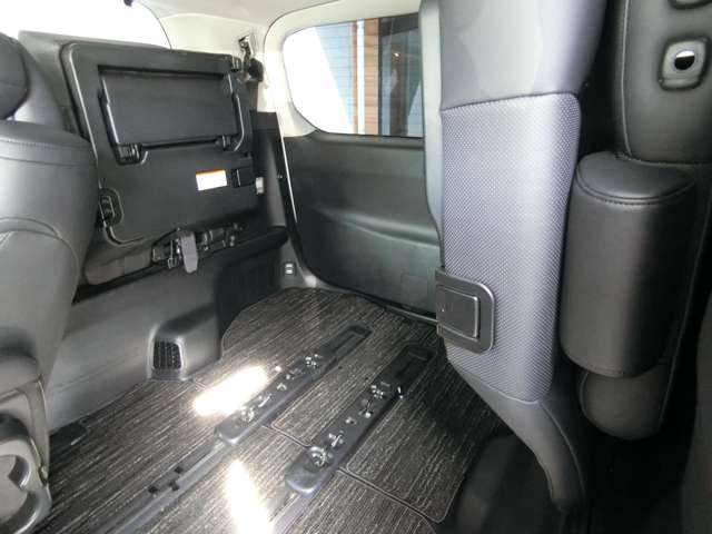 トヨタ アルファード　ハイブリッド ハイブリッド ２．５ ＳＲ Ｃパッケージ Ｅ－ＦＯＵＲ ４ＷＤ R2年 (中国) 99