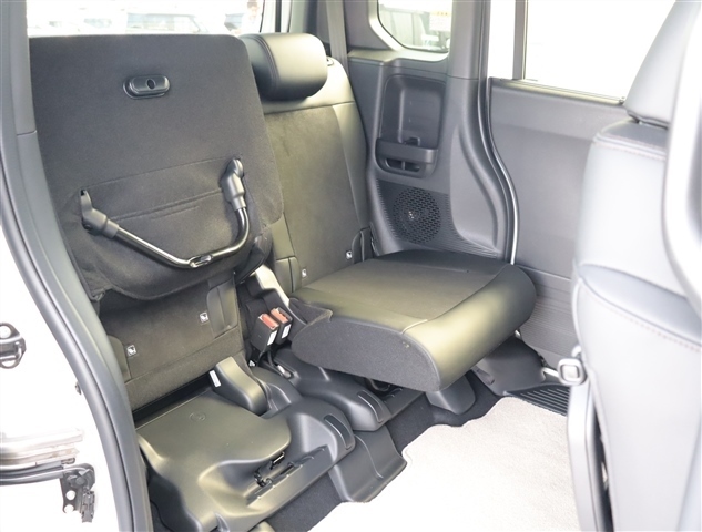 ホンダ Ｎ　ＢＯＸ カスタム ６６０ ターボ R5年 (関東) 99