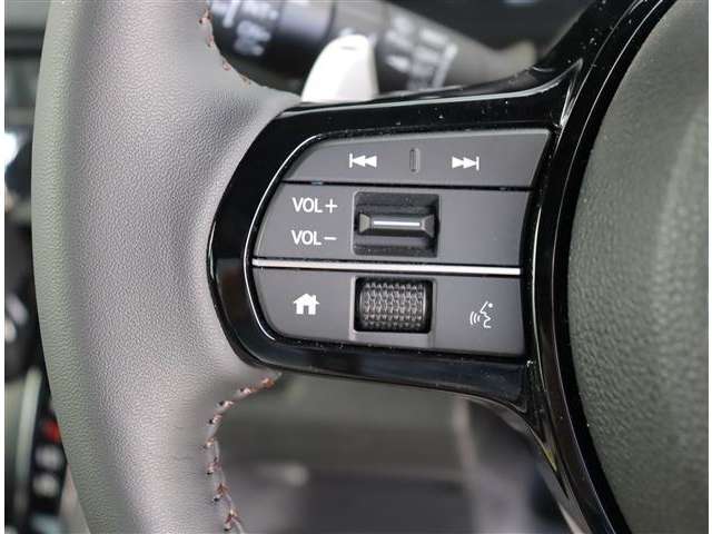 ホンダ Ｎ　ＢＯＸ カスタム ６６０ ターボ R5年 (関東) 99