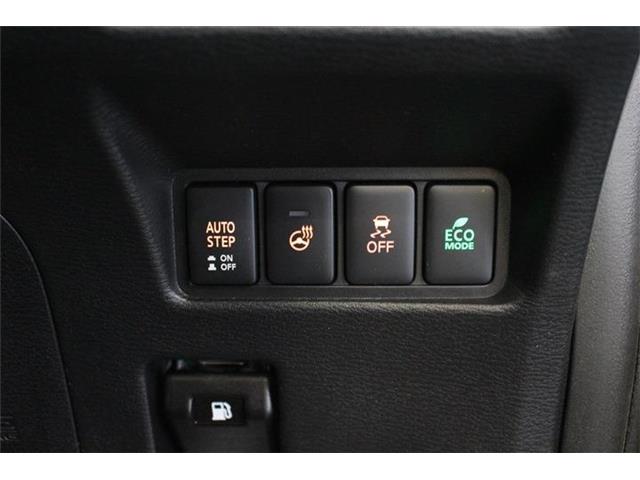 三菱 デリカ　Ｄ：５ ２．２ シャモニー 電動サイドステップ装着車 ディーゼルターボ ４ＷＤ R7年 (北海道) 99