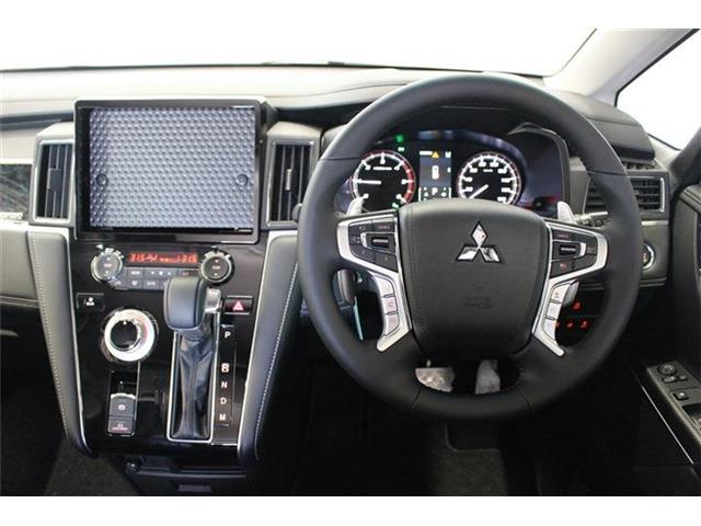 三菱 デリカ　Ｄ：５ ２．２ シャモニー 電動サイドステップ装着車 ディーゼルターボ ４ＷＤ R7年 (北海道) 99