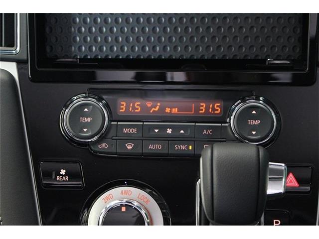 三菱 デリカ　Ｄ：５ ２．２ シャモニー 電動サイドステップ装着車 ディーゼルターボ ４ＷＤ R7年 (北海道) 99