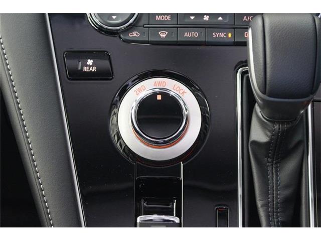 三菱 デリカ　Ｄ：５ ２．２ シャモニー 電動サイドステップ装着車 ディーゼルターボ ４ＷＤ R7年 (北海道) 99