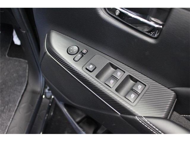 三菱 デリカ　Ｄ：５ ２．２ シャモニー 電動サイドステップ装着車 ディーゼルターボ ４ＷＤ R7年 (北海道) 99