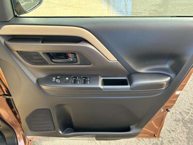 スズキ スペーシア ６６０ ハイブリッド Ｇ ４ＷＤ R6年 () 99