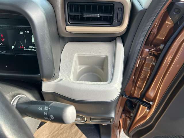 スズキ スペーシア ６６０ ハイブリッド Ｇ ４ＷＤ R6年 () 99