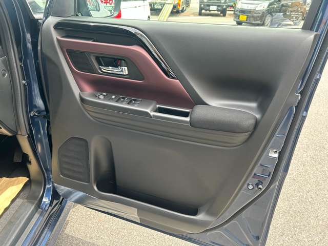 スズキ スペーシア ６６０ カスタム ハイブリッド ＧＳ R7年 () 99