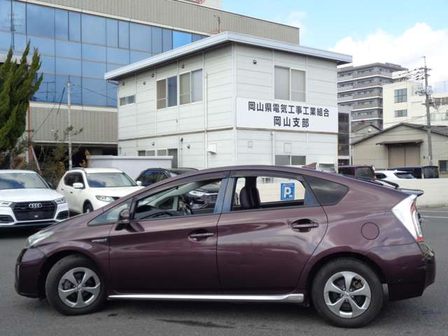 トヨタ プリウス １．８ Ｓ マイコーデ H25年 (中国) 99