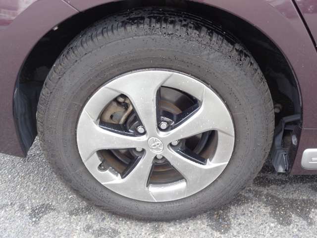 トヨタ プリウス １．８ Ｓ マイコーデ H25年 (中国) 99