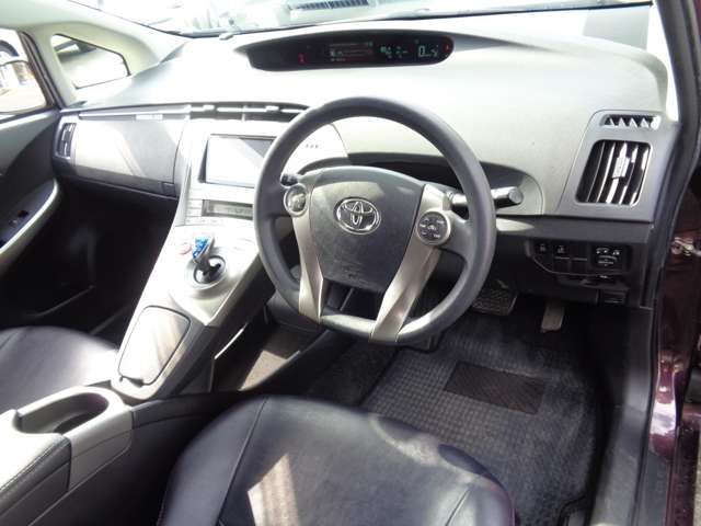 トヨタ プリウス １．８ Ｓ マイコーデ H25年 (中国) 99