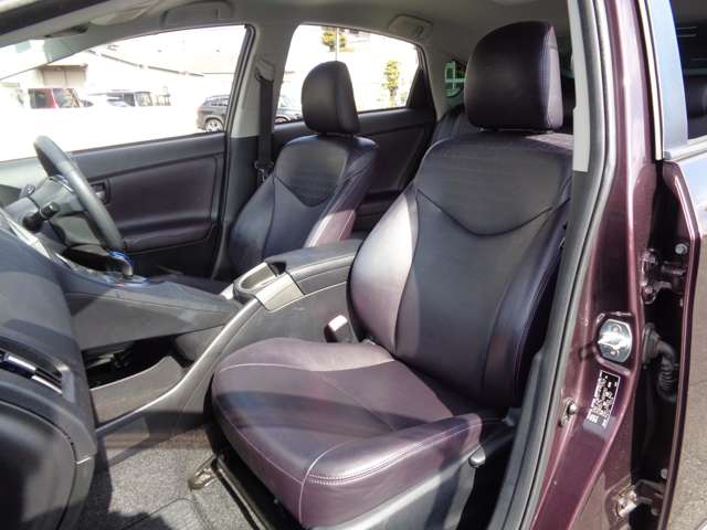 トヨタ プリウス １．８ Ｓ マイコーデ H25年 (中国) 99