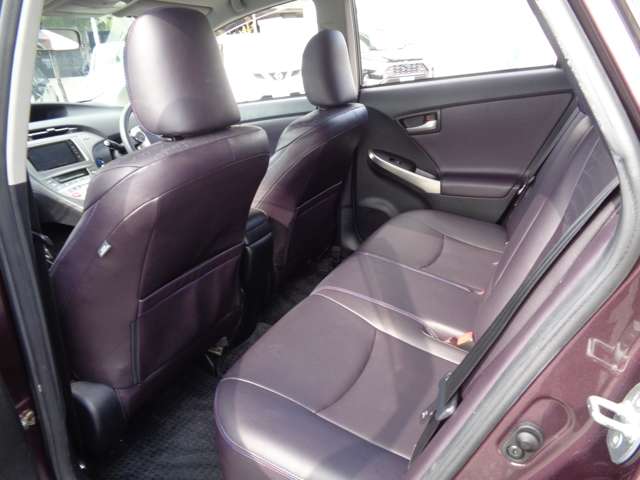 トヨタ プリウス １．８ Ｓ マイコーデ H25年 (中国) 99