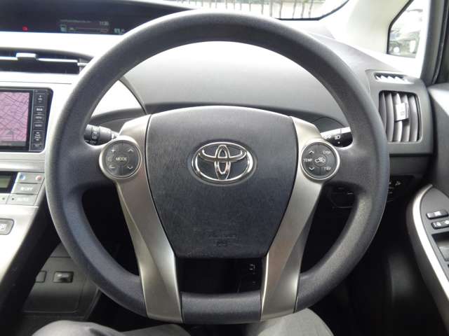 トヨタ プリウス １．８ Ｓ マイコーデ H25年 (中国) 99
