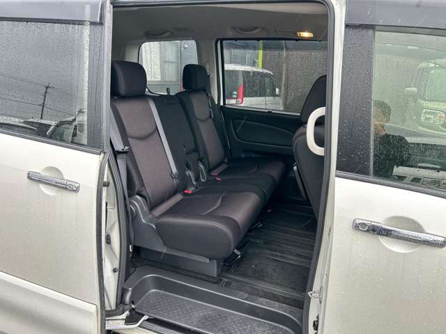 日産 セレナ ２．０ ハイウェイスター Ｓ－ＨＹＢＲＩＤ H24年 (九州・沖縄) 99