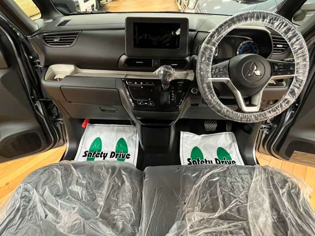 三菱 デリカ　ミニ ６６０ Ｔ プレミアム ４ＷＤ R6年 (北海道) 99